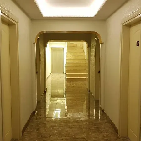 Nevizade Hotell *