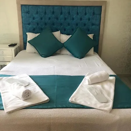 Hotell Nevizade *